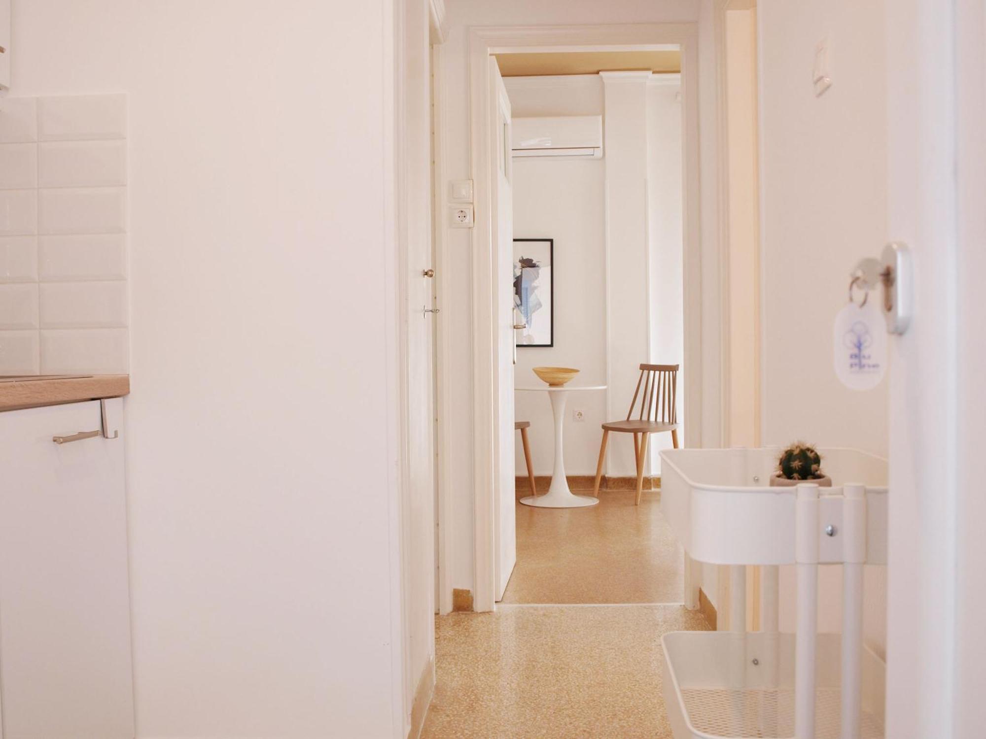 Breeze One Bedroom Apartment By Blupine Atena Exterior foto